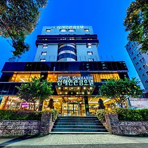 Samhaein Hotel Hotel