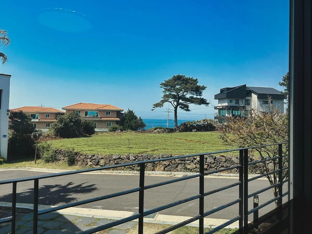Aewol Bada Poomeun Property Jeju